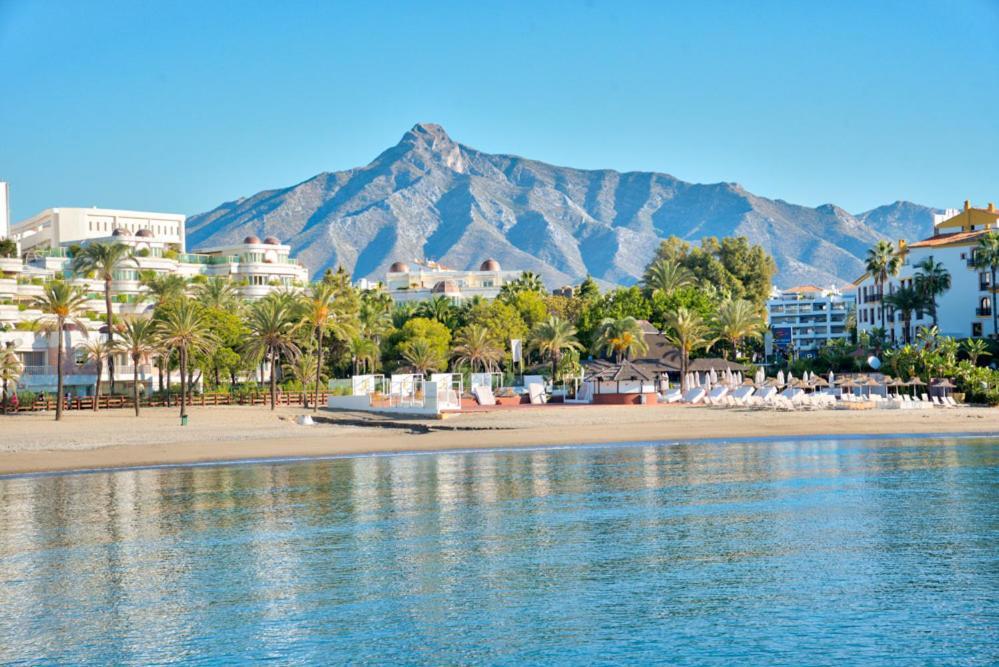 Playas Del Duque, Puerto Banus, Golf .Playa Y Compras Apartment มาร์เบยา ภายนอก รูปภาพ