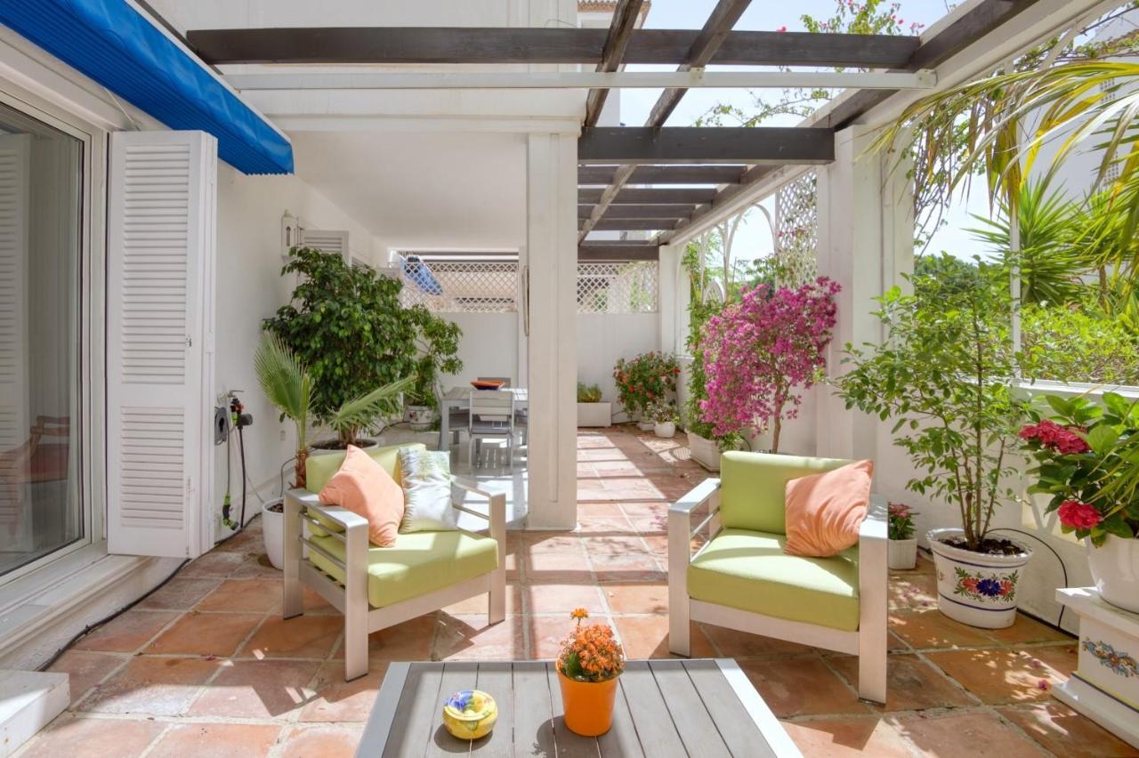 Playas Del Duque, Puerto Banus, Golf .Playa Y Compras Apartment มาร์เบยา ภายนอก รูปภาพ