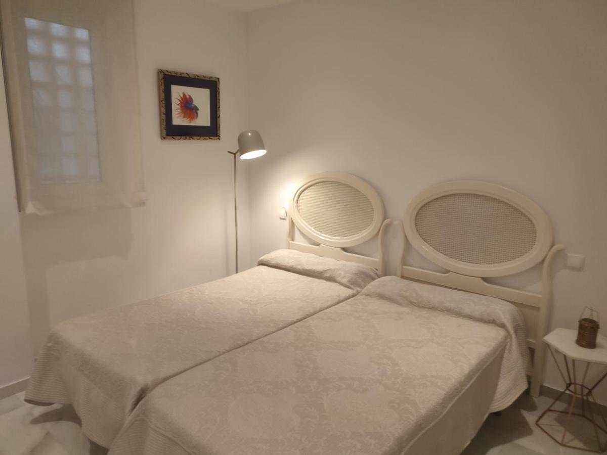 Playas Del Duque, Puerto Banus, Golf .Playa Y Compras Apartment มาร์เบยา ภายนอก รูปภาพ